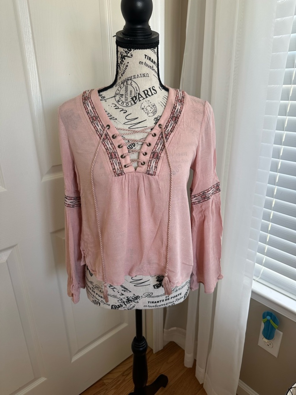 Light Pink Peasant Shirt with Embroidered Design Women’s XS